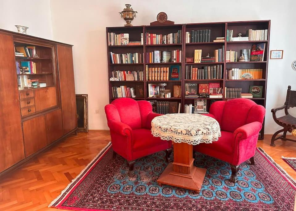 Romantic Villa - Pápa エクステリア 写真