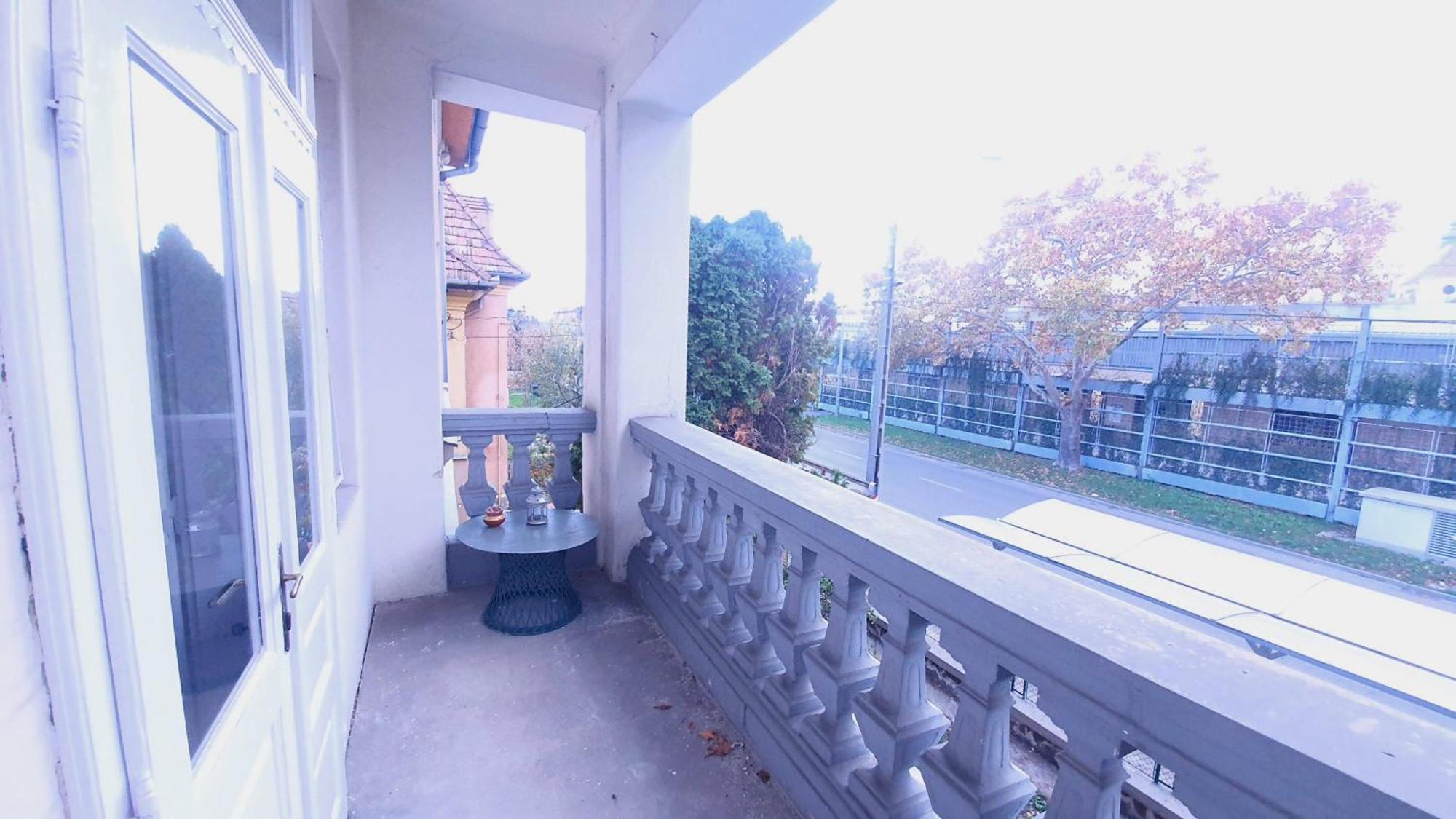 Romantic Villa - Pápa エクステリア 写真